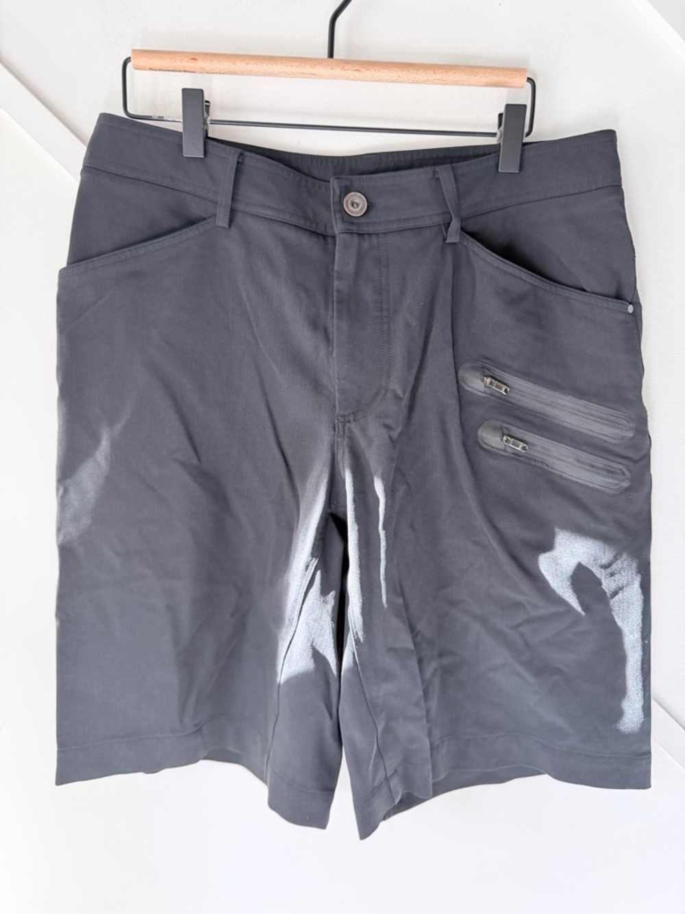 Lululemon Commuter Performance Stretch Chino Shorts Black | Men 32 Golf Casual